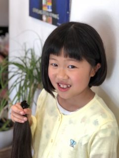髪の毛の寄付でヘアドネーション！年代問わず作れる前髪で女子力あげよう！